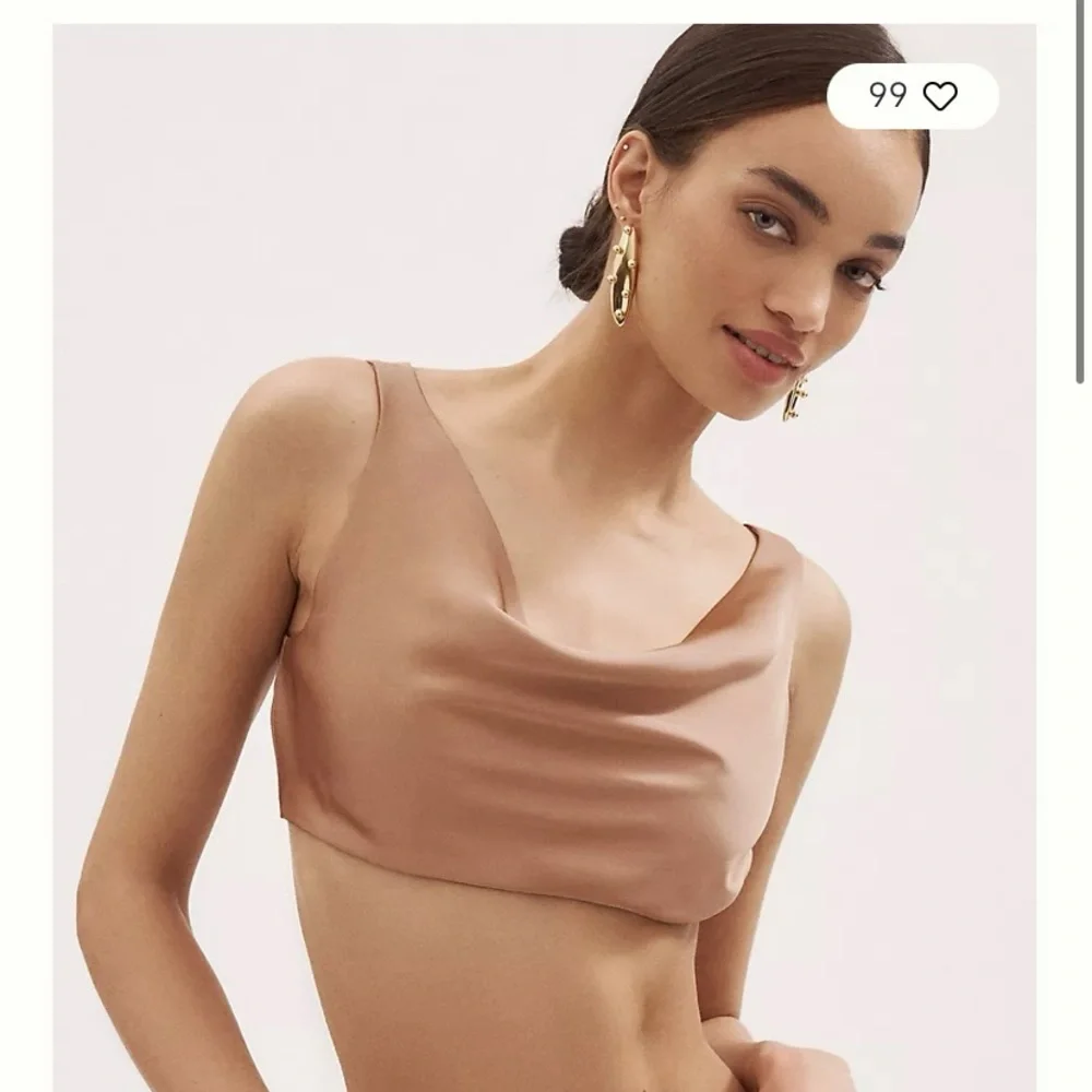 Sleek Satin Crop Top - Picture 4 of 10